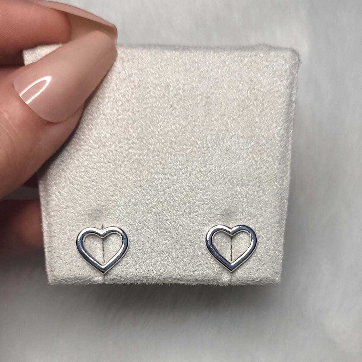 Coração vazado 10mm