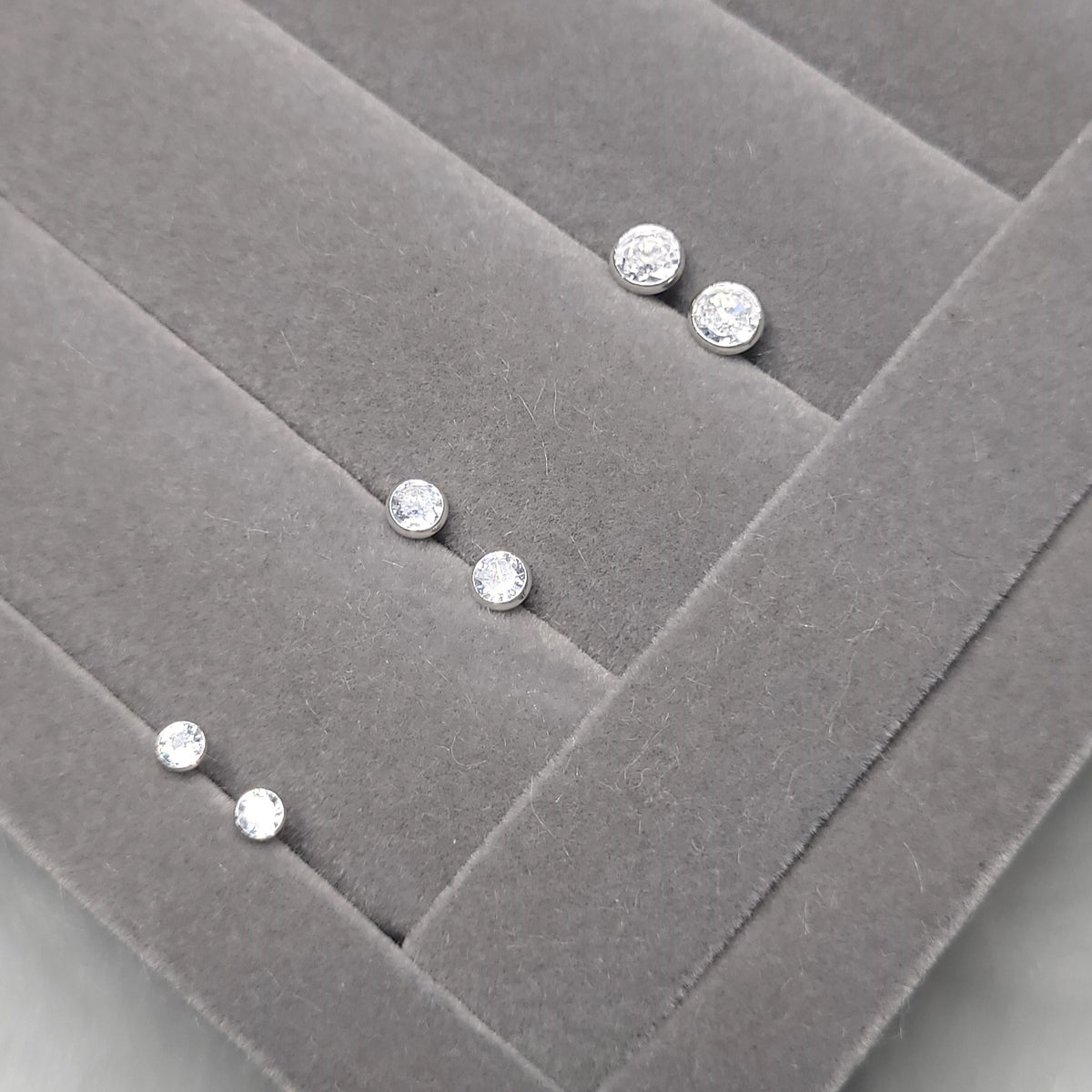 Trio Zircônia embutida redonda cristal 3/4/5