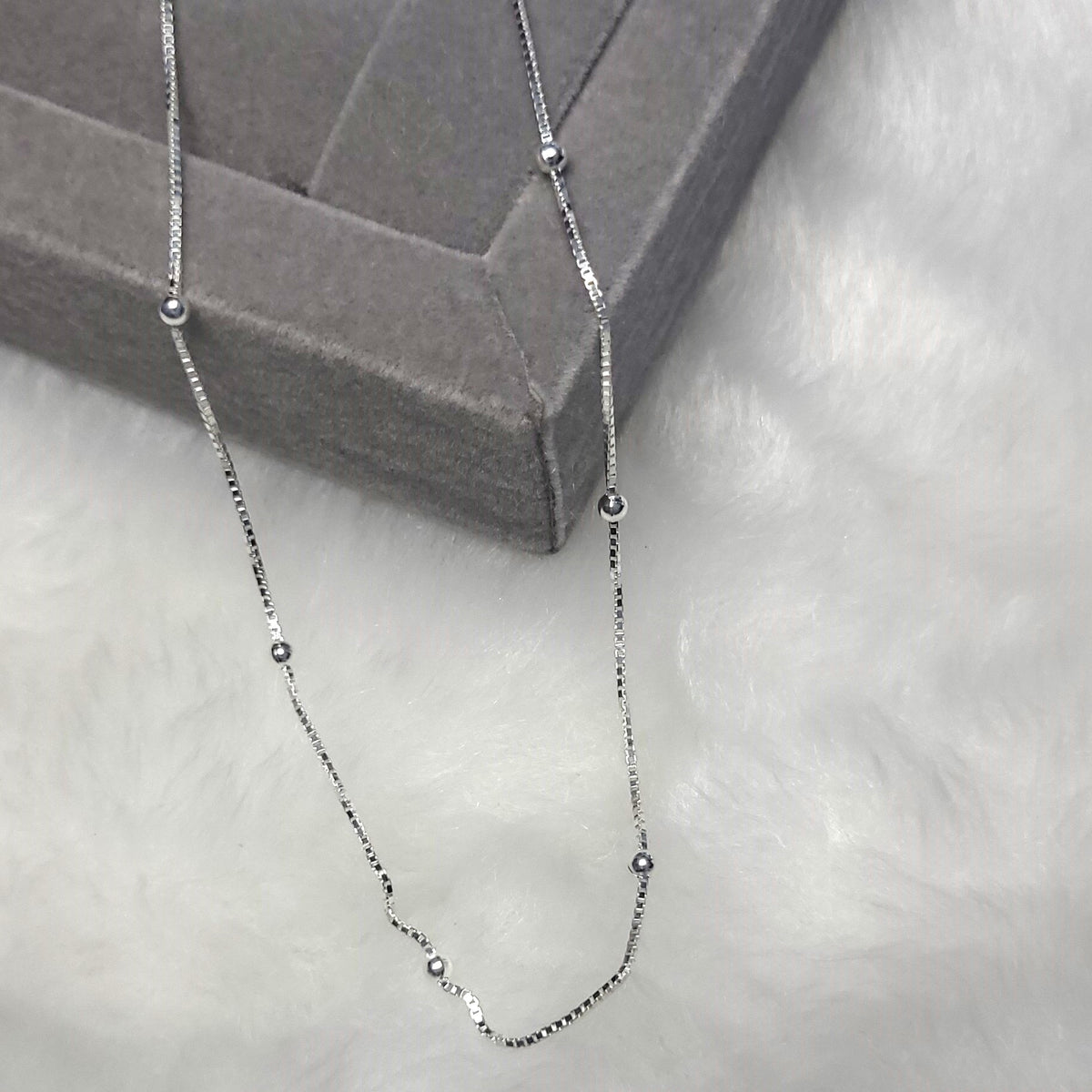 Corrente veneziana com bolas 2mm 40cm