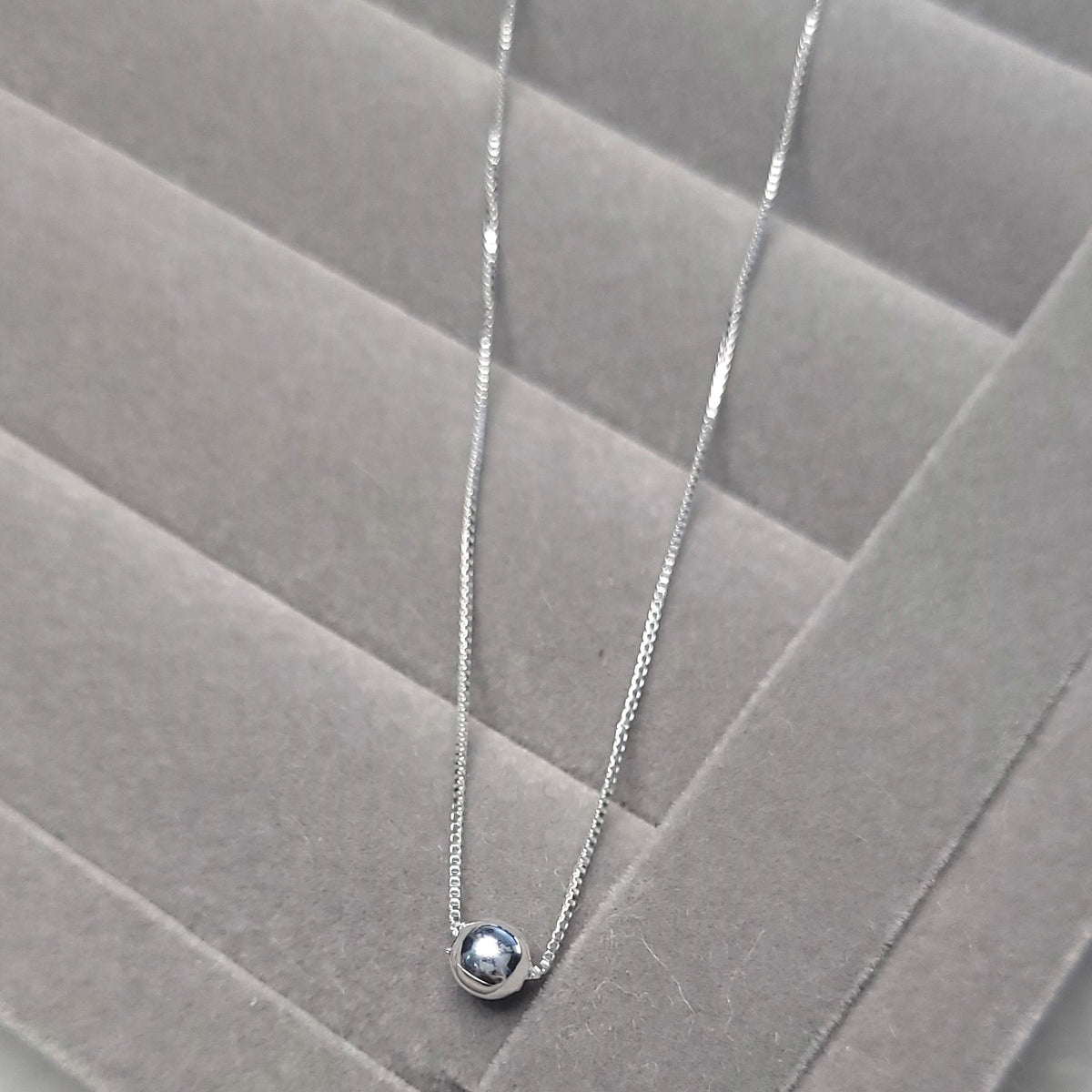 Colar veneziano pingente bola 5mm 45cm