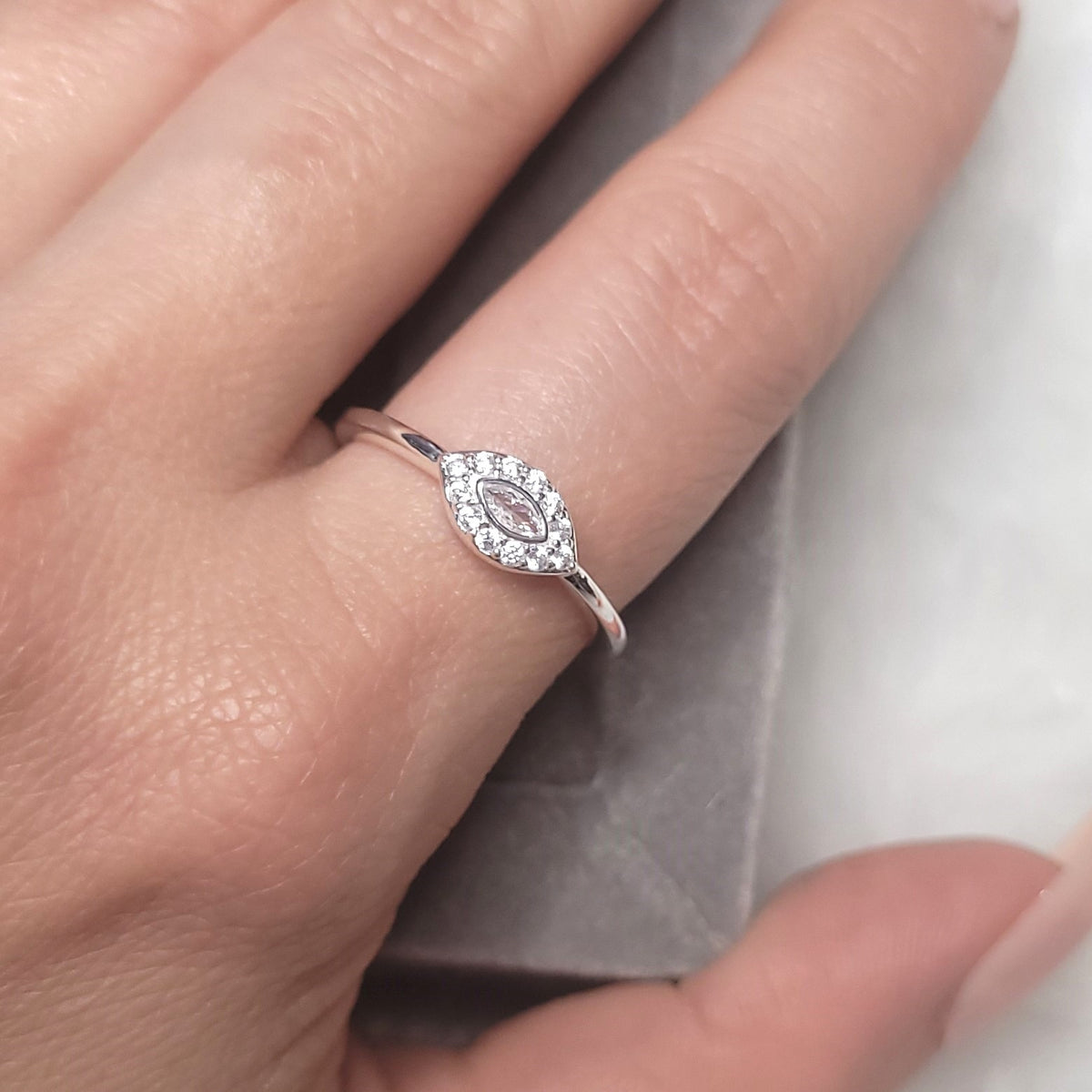 Anel Íris de Zircônia