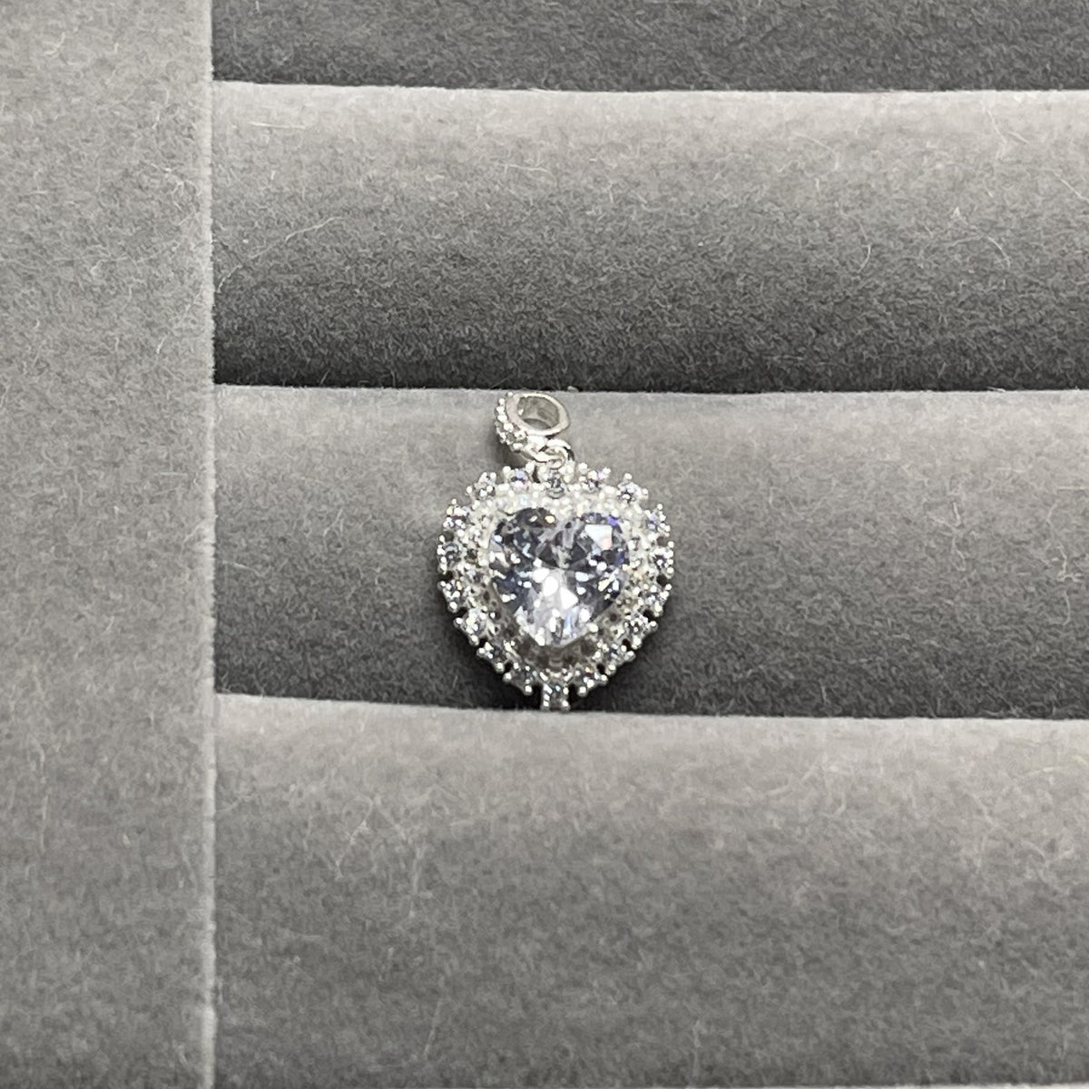 Pingente Coração de Luz Cravejado