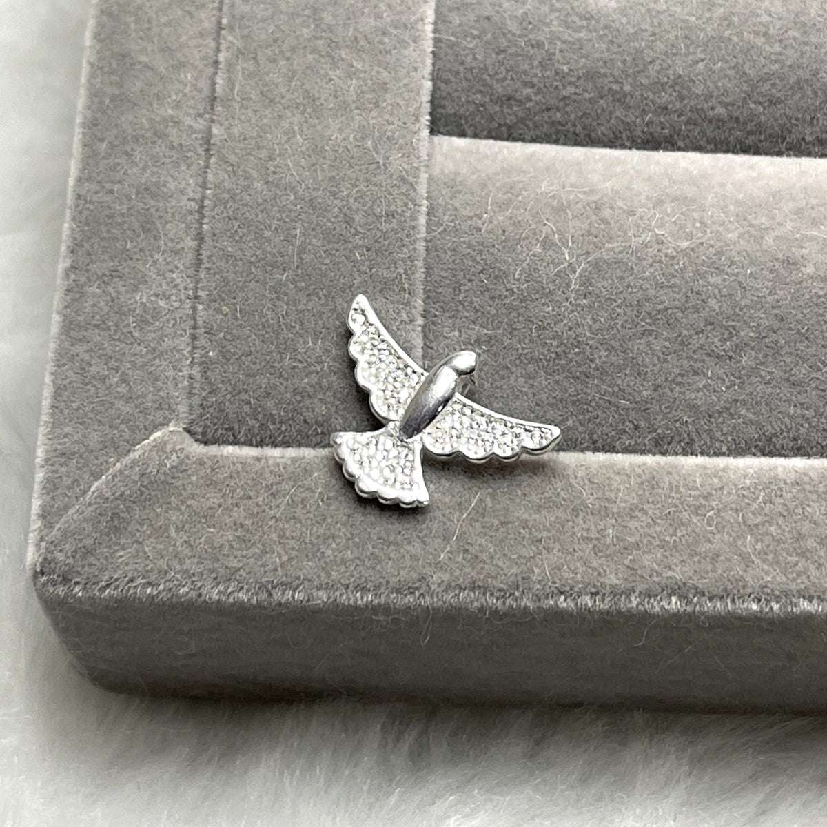 Pingente Pomba Sagrada