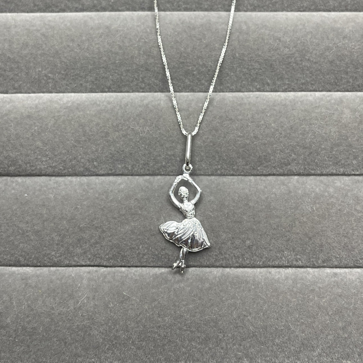 Colar choker 40cm Bailarina