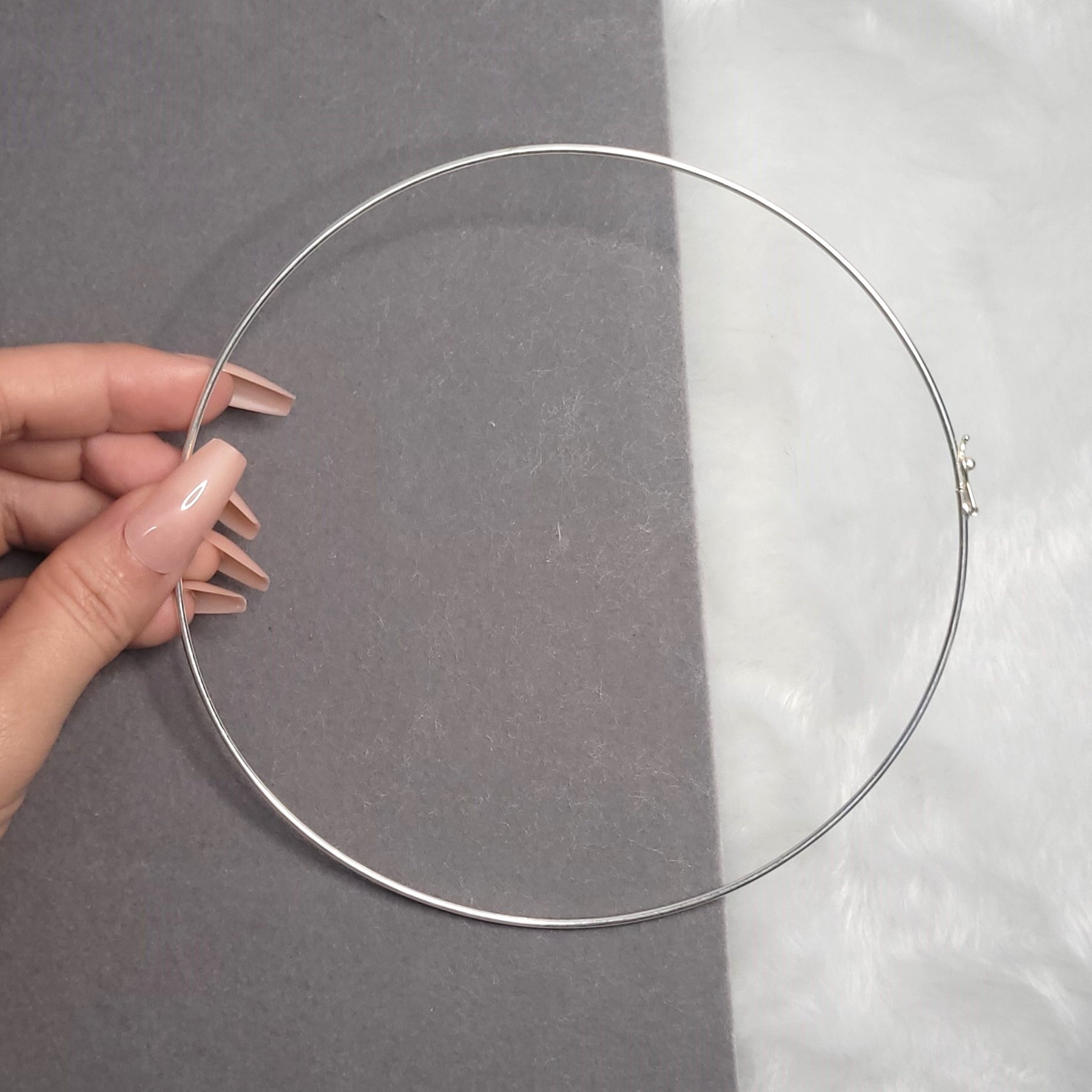 Colar chocker  aro redondo liso