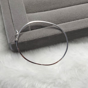 Bracelete oval fio quadrado infantil 5,6cm