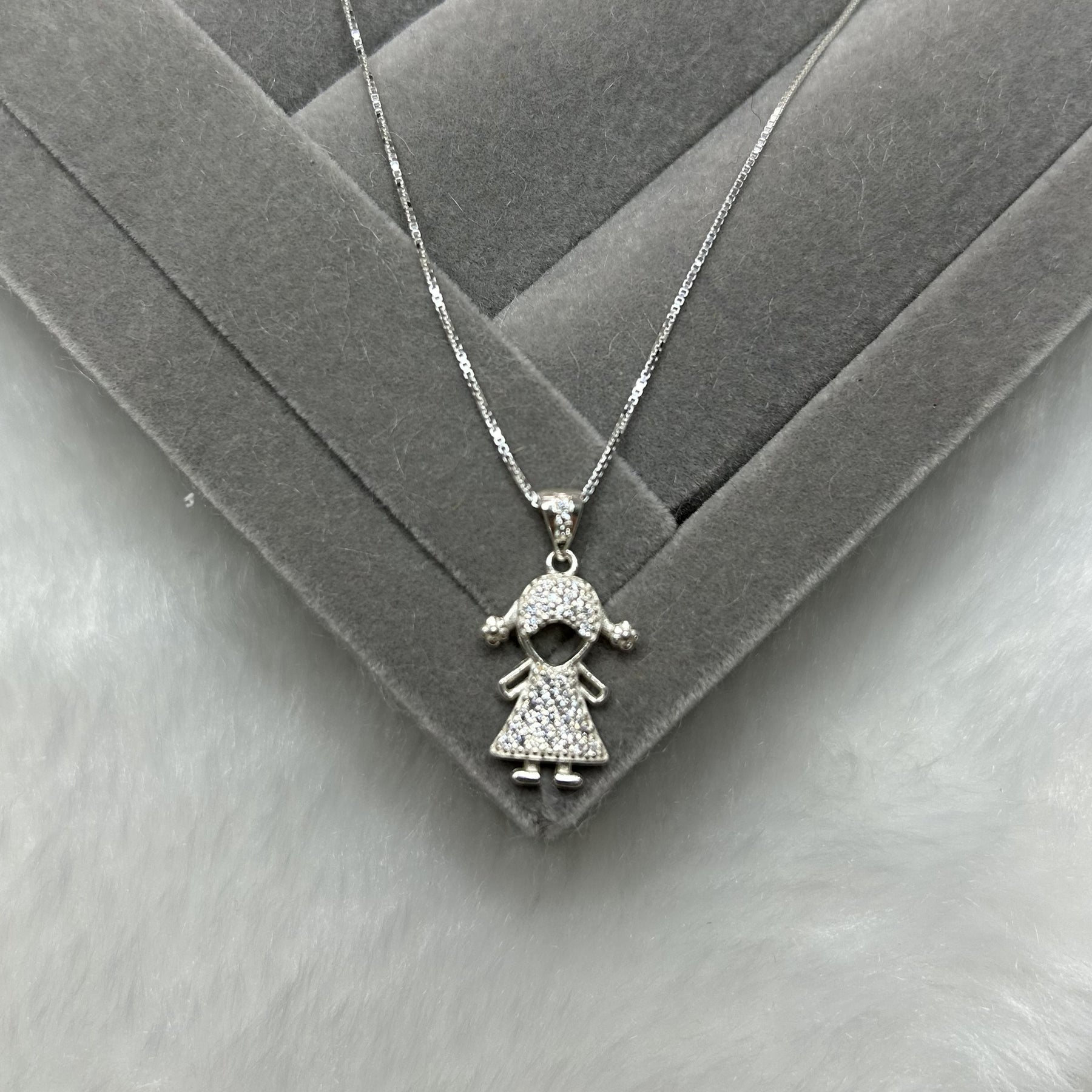 Colar veneziano menina cravejado de zircônia 40cm