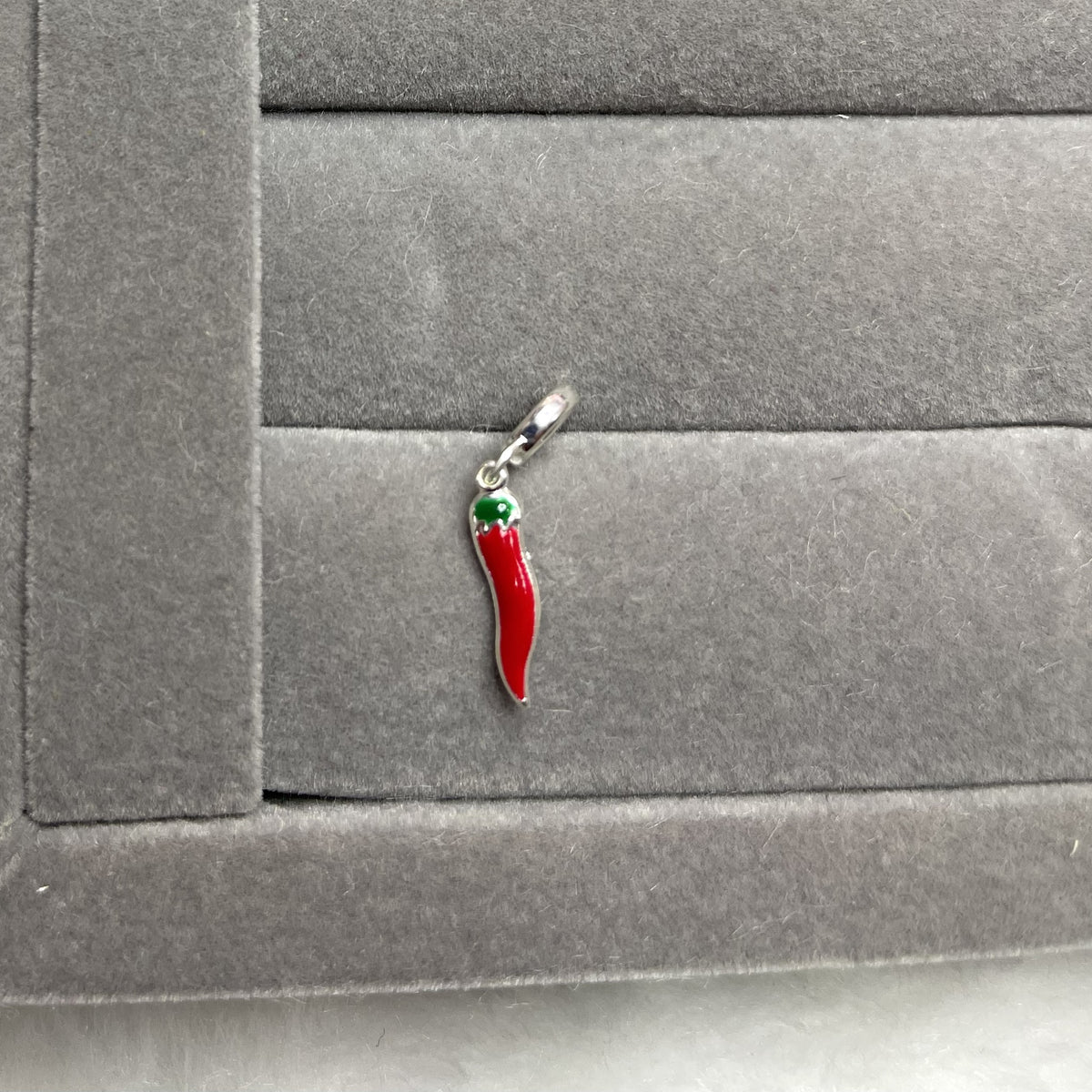 Berloque Silver Pepper