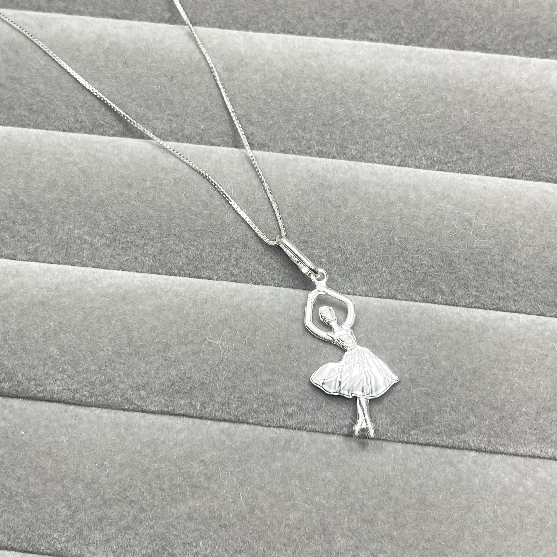 Colar choker 40cm  Bailarina