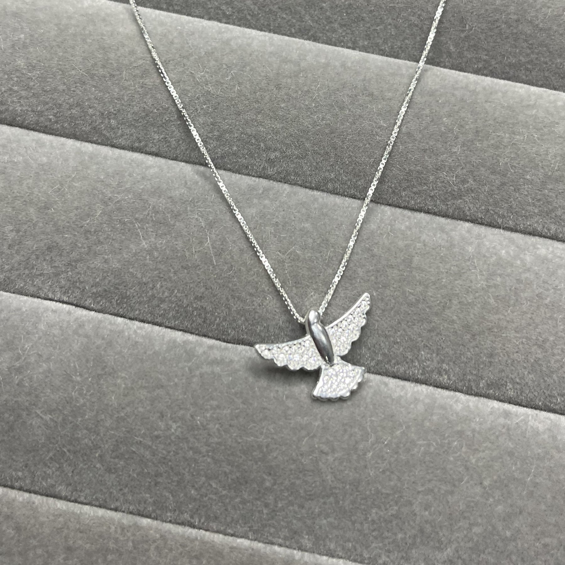 Colar choker 40cm Pomba Sagrada